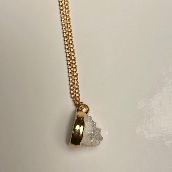 white crystal druzy necklace - Picture 4 of 7